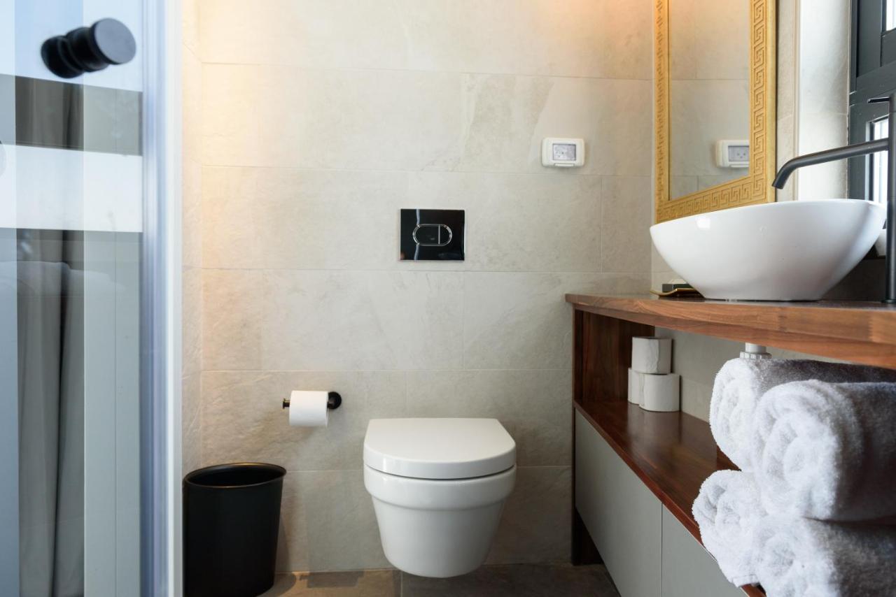 The Roof - By Sea Land Suites Τελ Αβίβ Εξωτερικό φωτογραφία