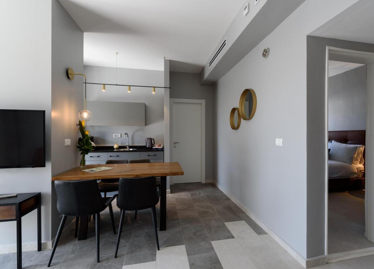 The Roof - By Sea Land Suites Τελ Αβίβ Εξωτερικό φωτογραφία